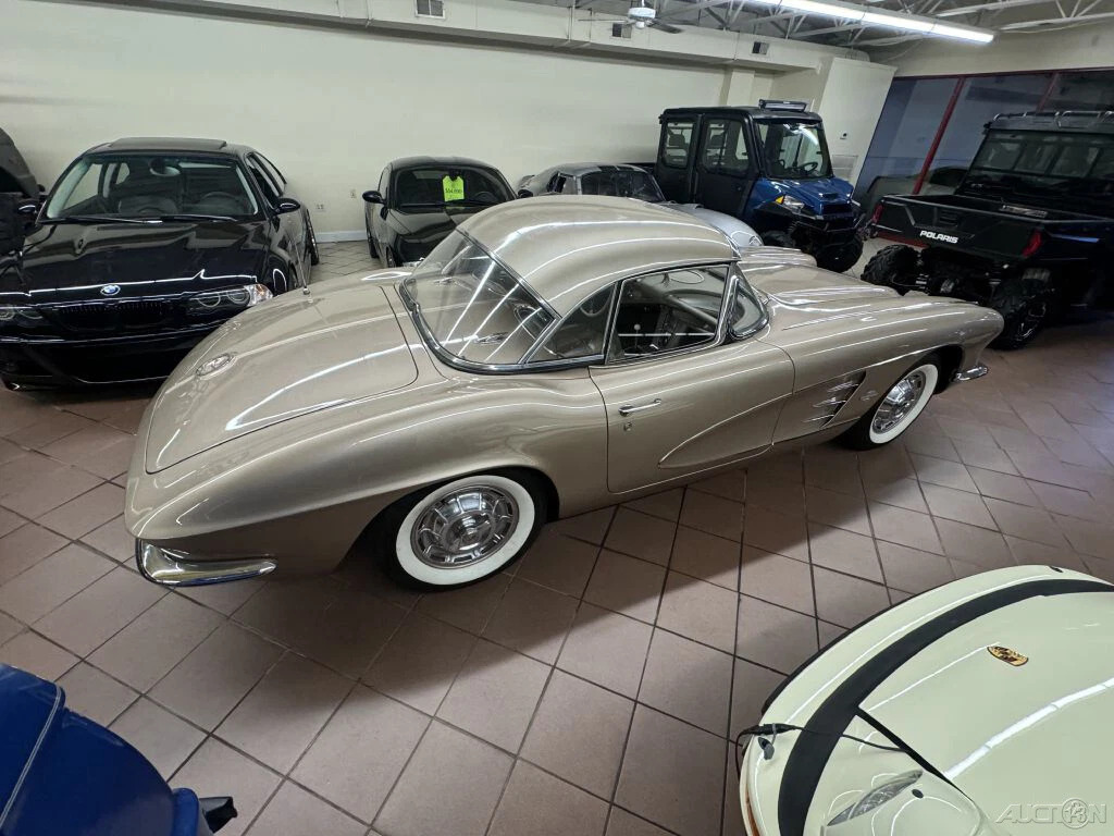1961 Chevrolet Corvette