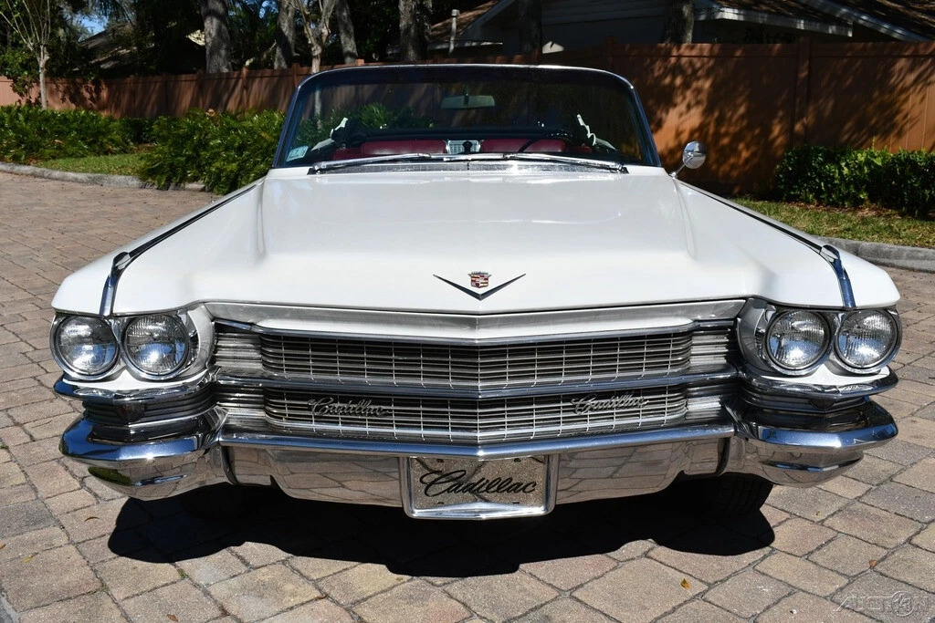 1963 Cadillac Deville Restored Convertible Rare Buckets Consol !!