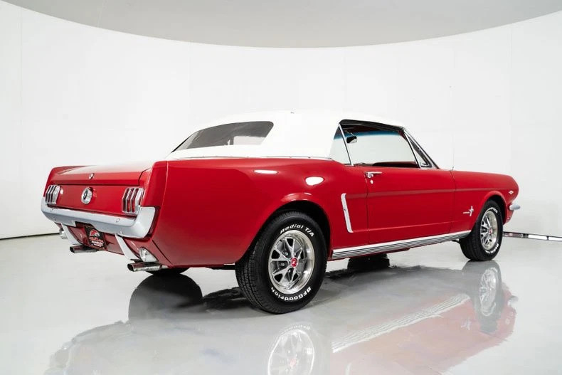 1965 Ford Mustang