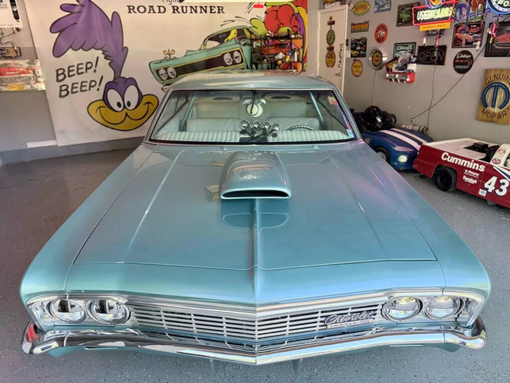 1966 Chevrolet Impala SS