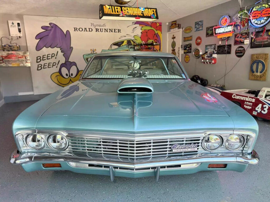 1966 Chevrolet Impala SS