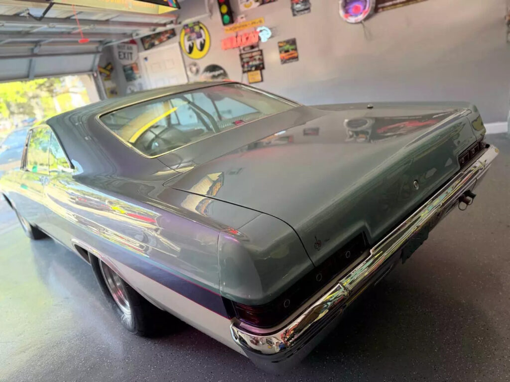 1966 Chevrolet Impala SS