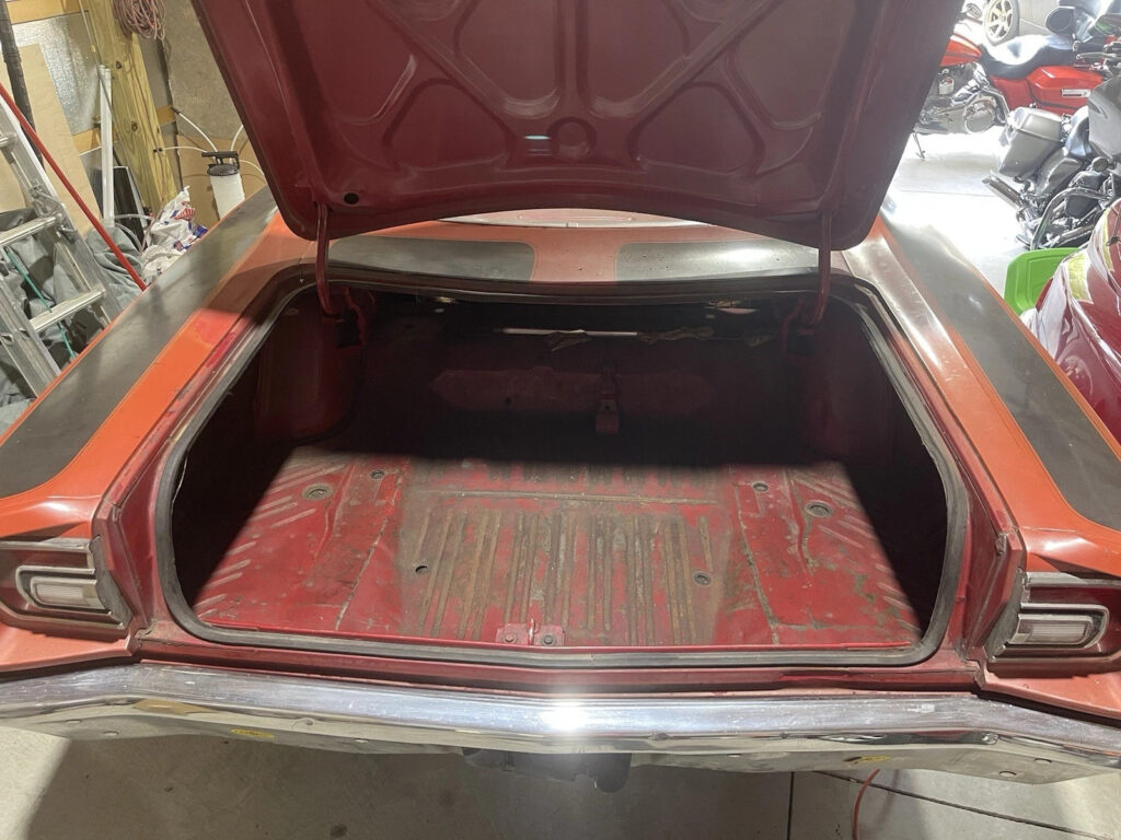 1968 Plymouth Road Runner