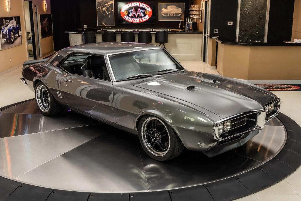 1968 Pontiac Firebird Restomod