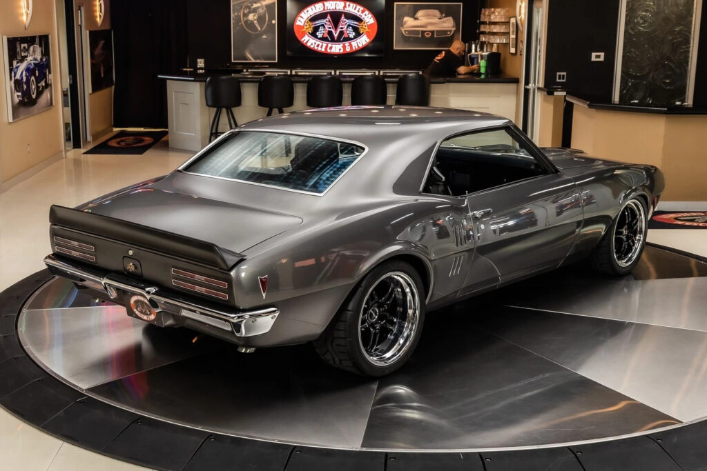 1968 Pontiac Firebird Restomod