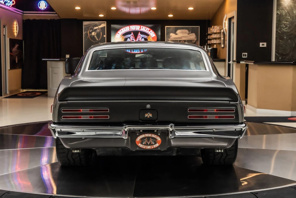1968 Pontiac Firebird Restomod