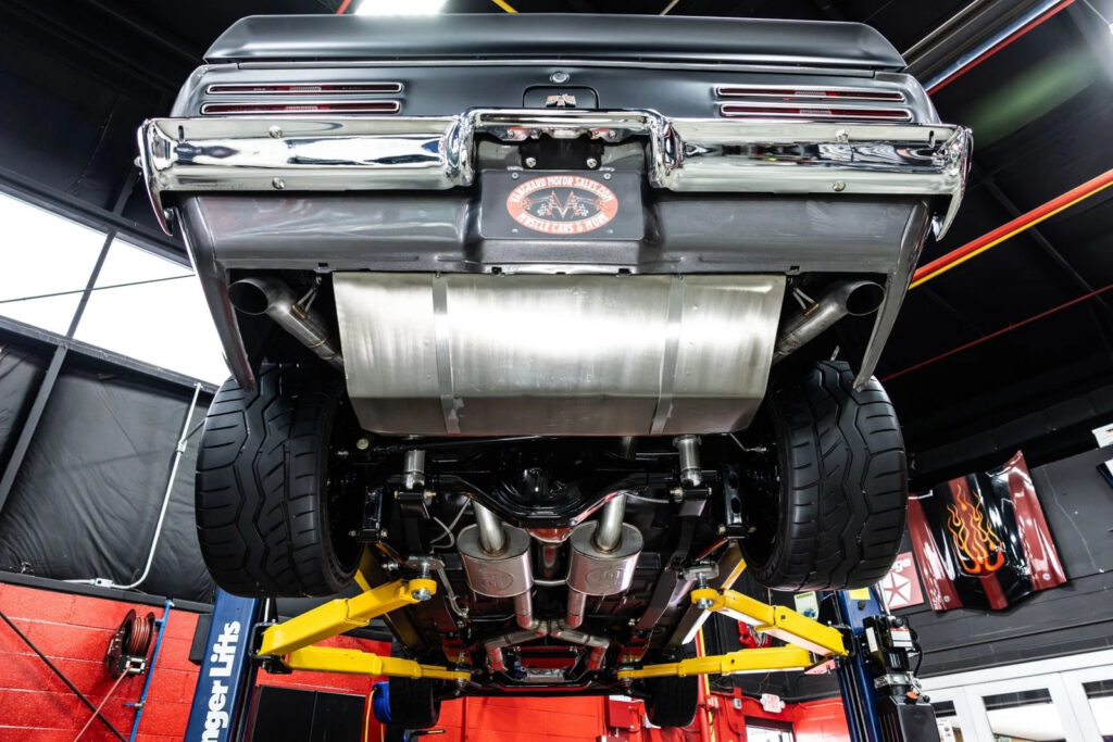 1968 Pontiac Firebird Restomod