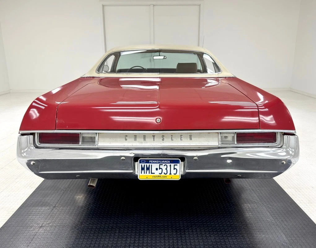 1969 Chrysler Newport 2 Door Hardtop