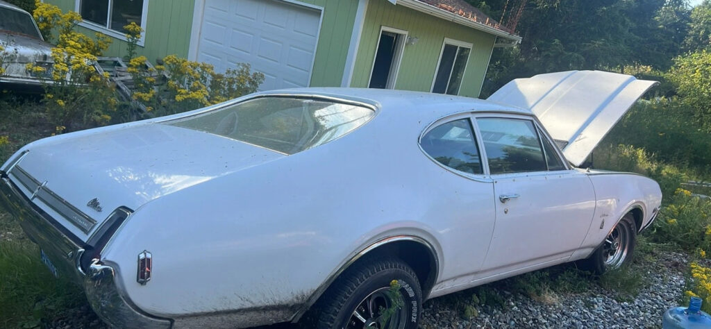 1969 Oldsmobile Cutlass