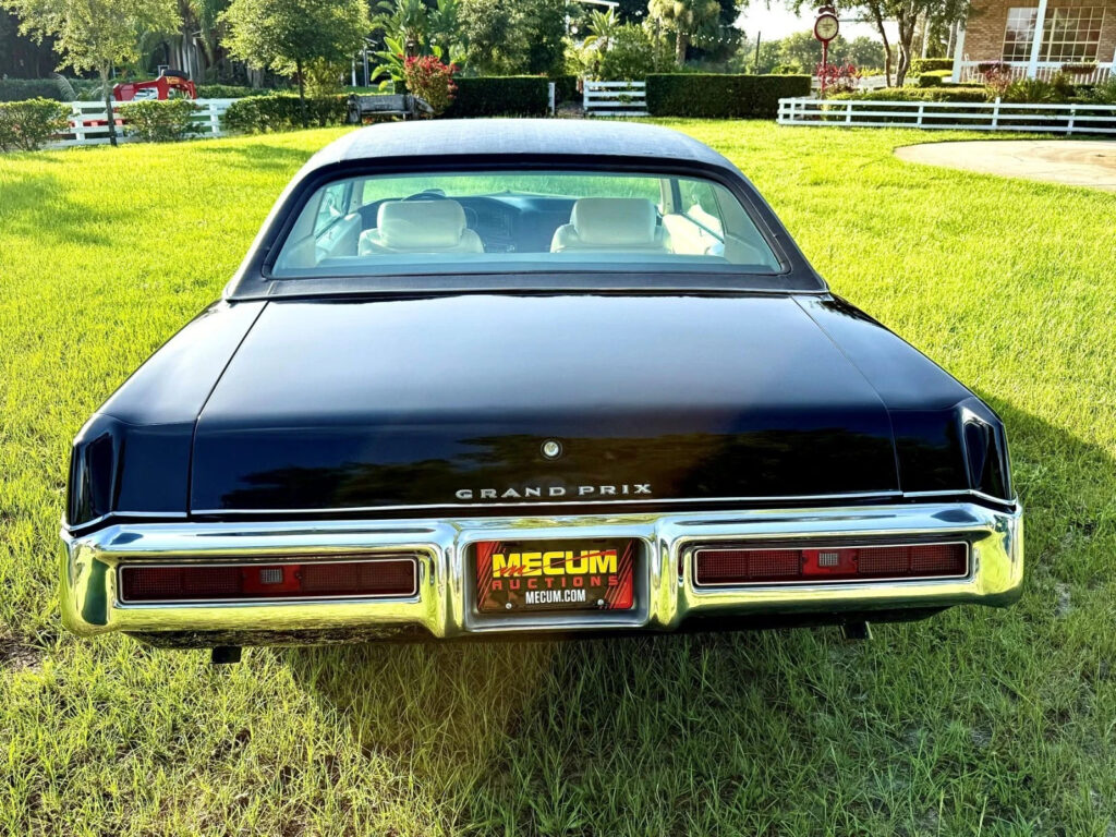 1969 Pontiac Grand Prix