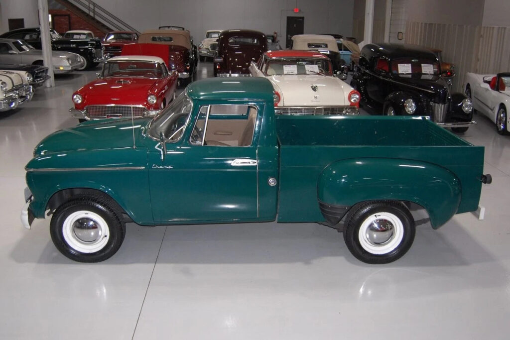 1960 Studebaker 5e7-112 1/2 Ton Pickup
