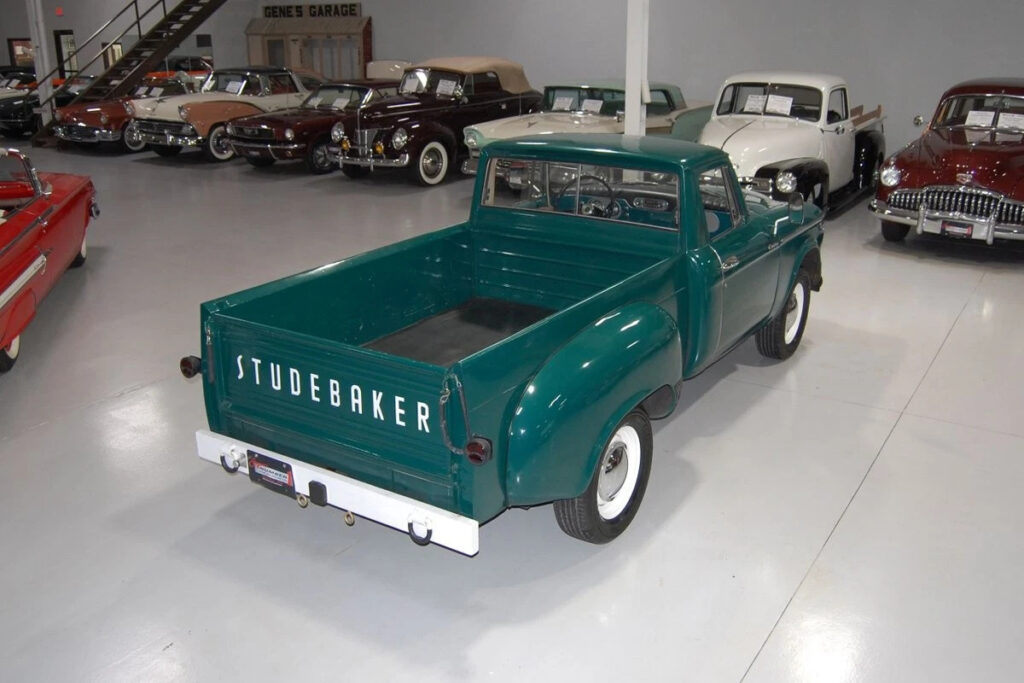 1960 Studebaker 5e7-112 1/2 Ton Pickup