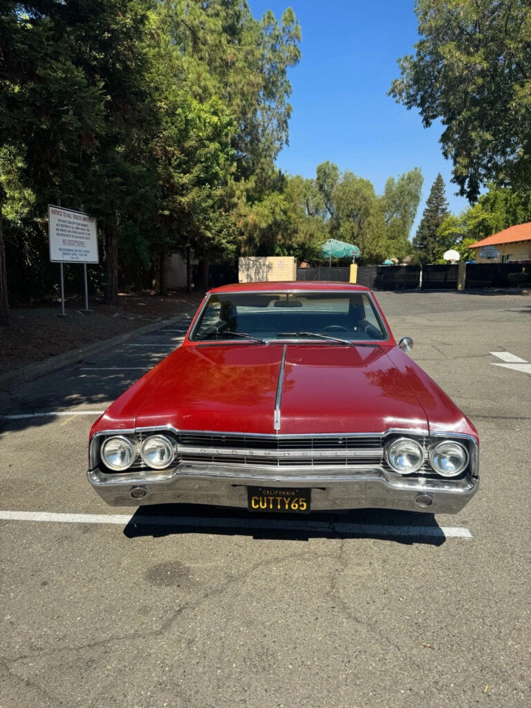 1965 Oldsmobile Cutlass