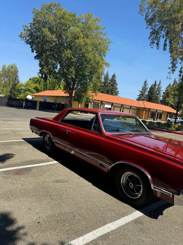 1965 Oldsmobile Cutlass
