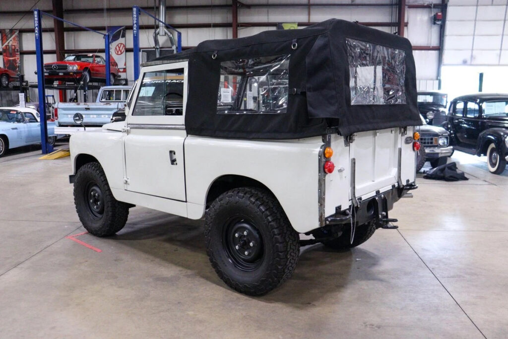 1966 Land Rover Series II