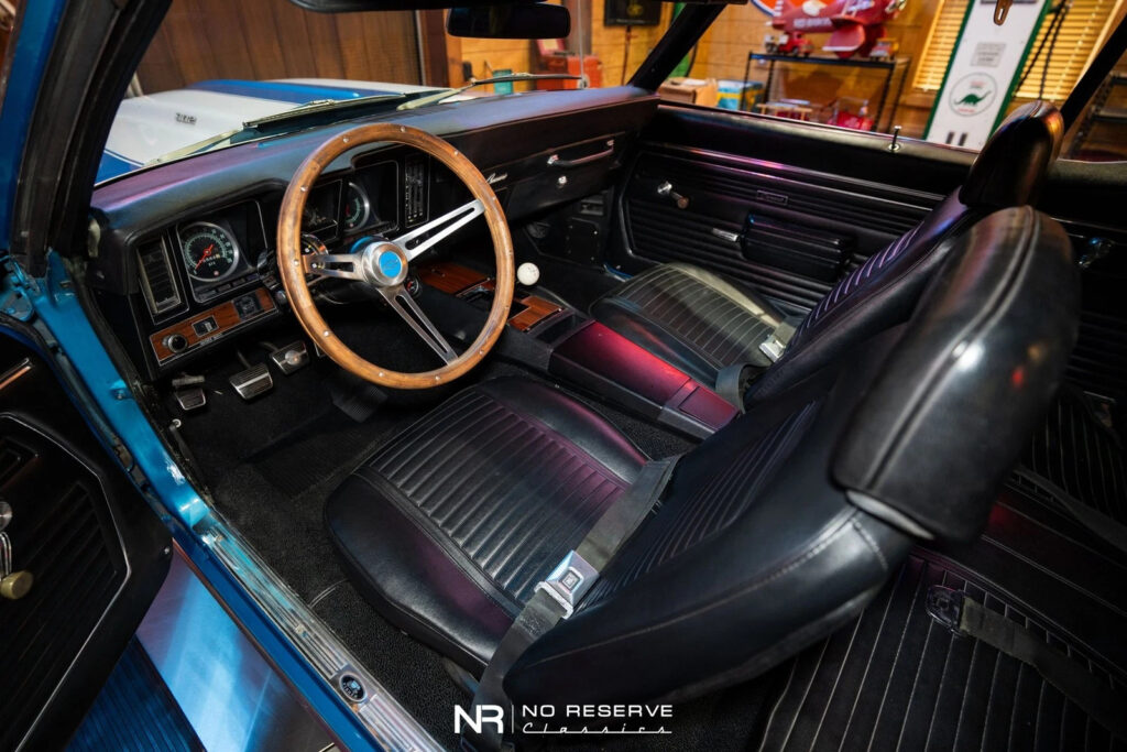 1969 Chevrolet Camaro Z/28 Tribute Muncie M21 4 Speed Restomod