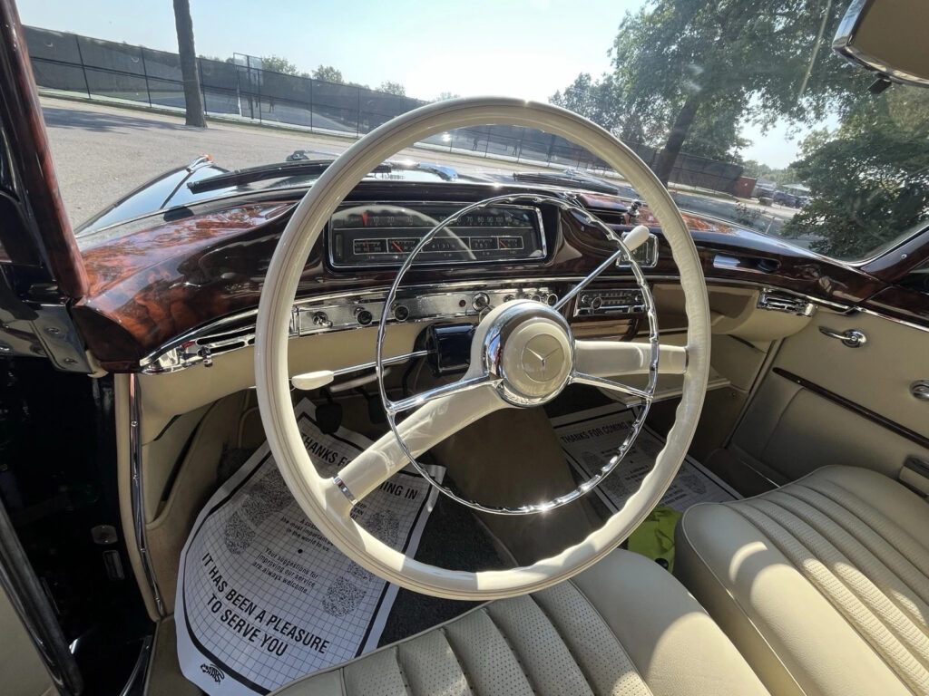 1960 Mercedes-Benz 220 S 220S