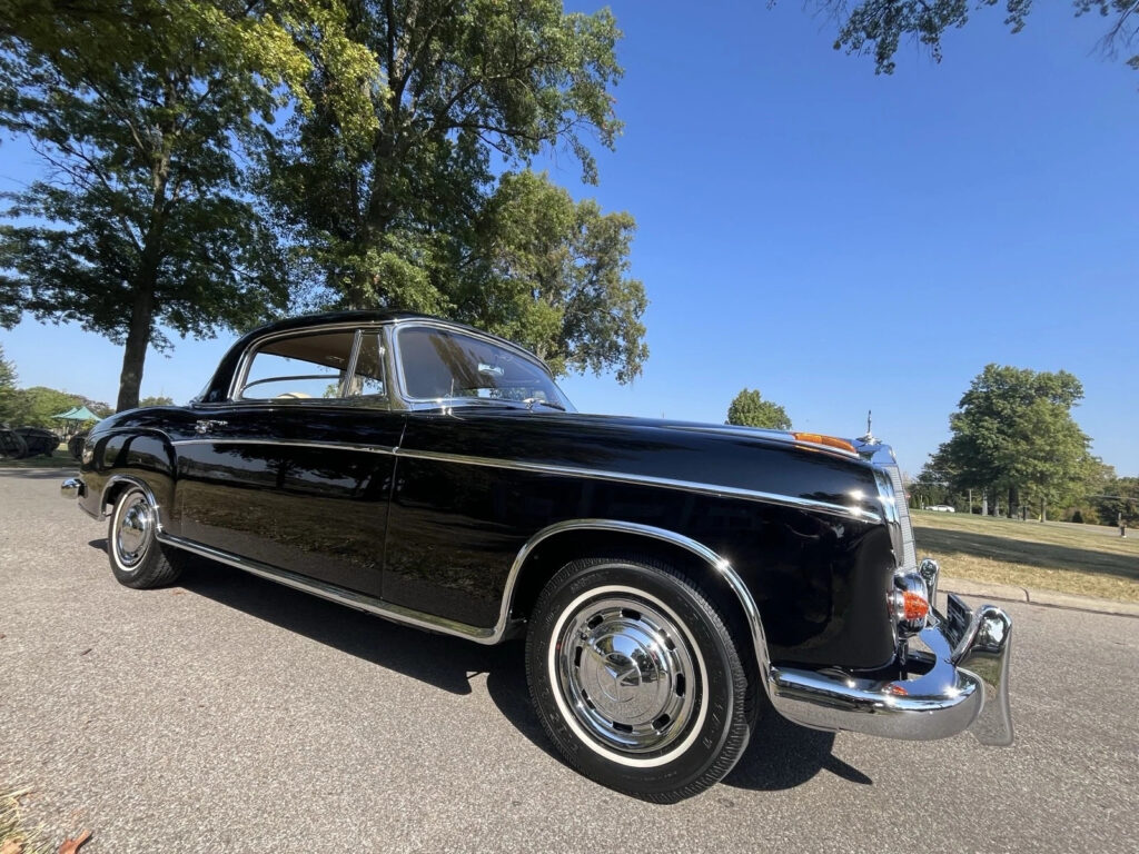 1960 Mercedes-Benz 220 S 220S