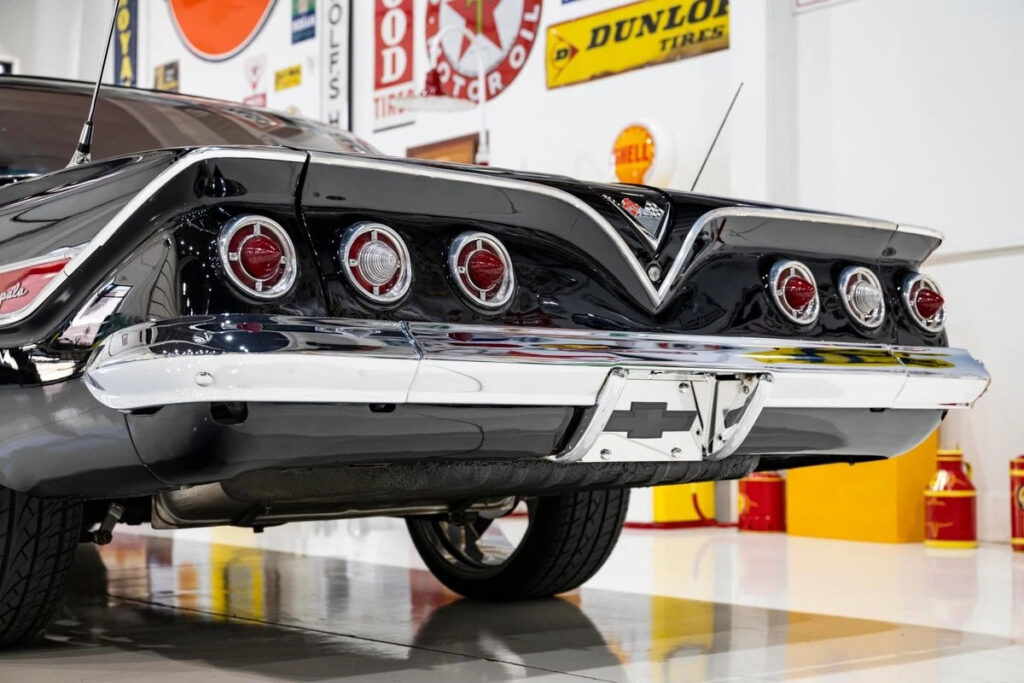 1961 Chevrolet Impala Bubble Top