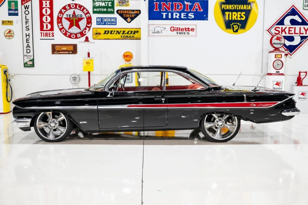 1961 Chevrolet Impala Bubble Top