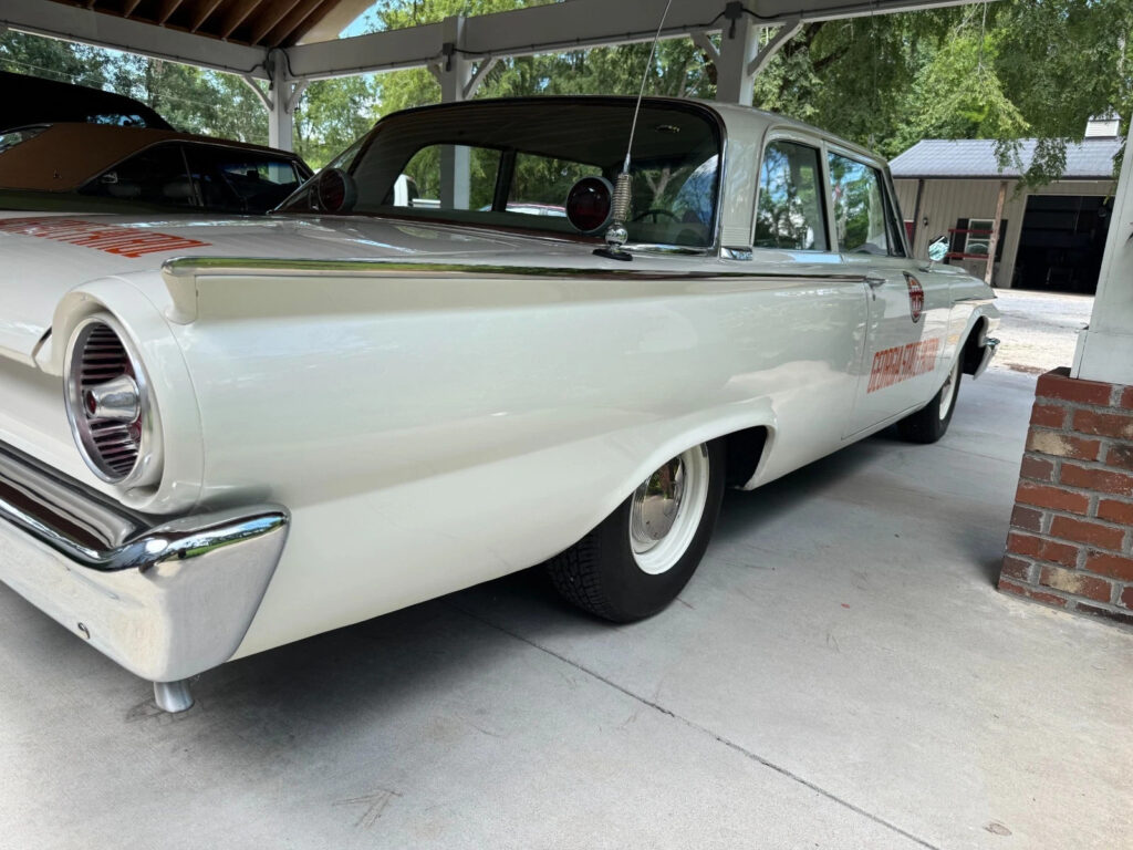 1961 Ford Fairlane
