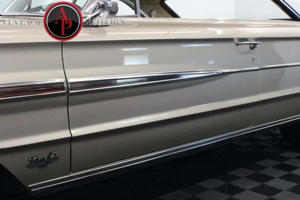 1964 Ford Galaxie 390 V8 4 Speed 427 Tribute