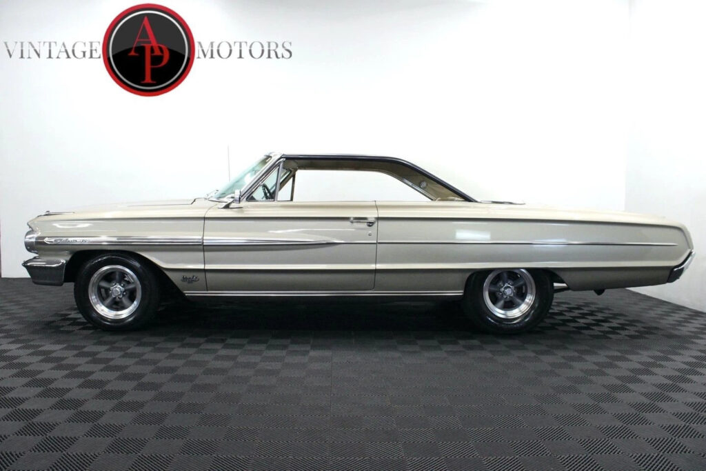 1964 Ford Galaxie 390 V8 4 Speed 427 Tribute