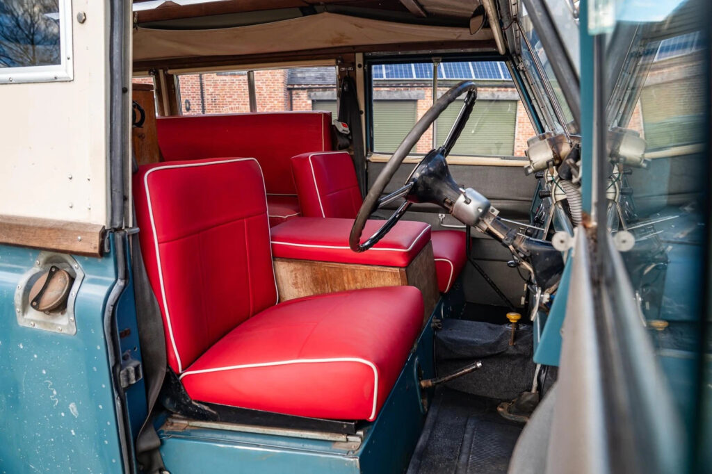 1964 Land Rover Series 2 Searle Camper Carawagon ” Olympia Motorshow Car”