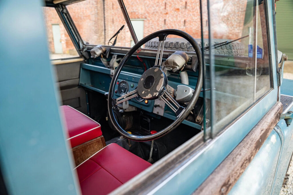 1964 Land Rover Series 2 Searle Camper Carawagon ” Olympia Motorshow Car”