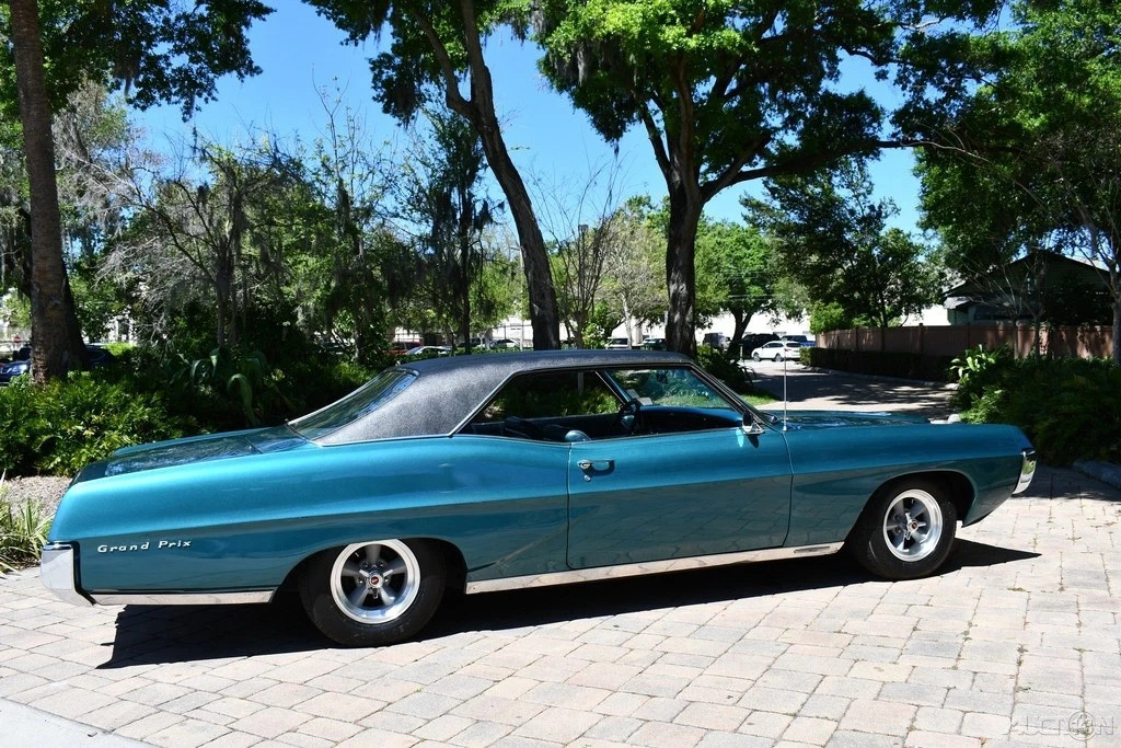 1967 Pontiac Grand Prix Auto Bucket Console Drives Amazing!!