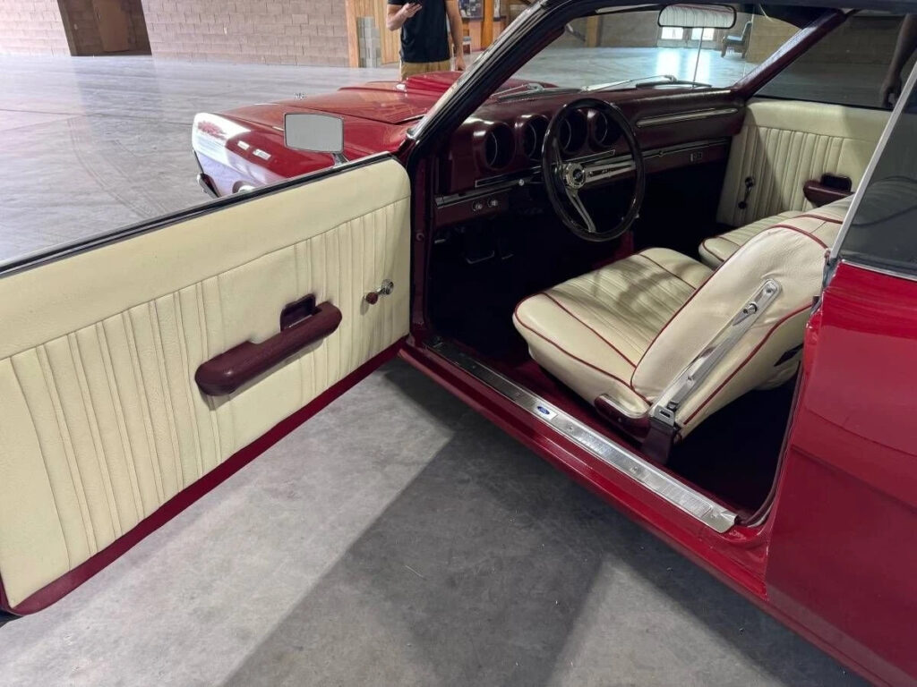 1968 Ford Torino GT Freshly Built 302 V8, Transgo Shift Kit, Candy Apple Red