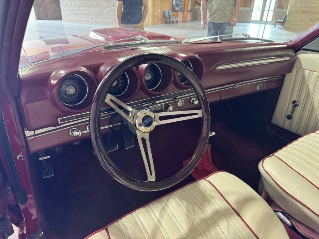 1968 Ford Torino GT Freshly Built 302 V8, Transgo Shift Kit, Candy Apple Red