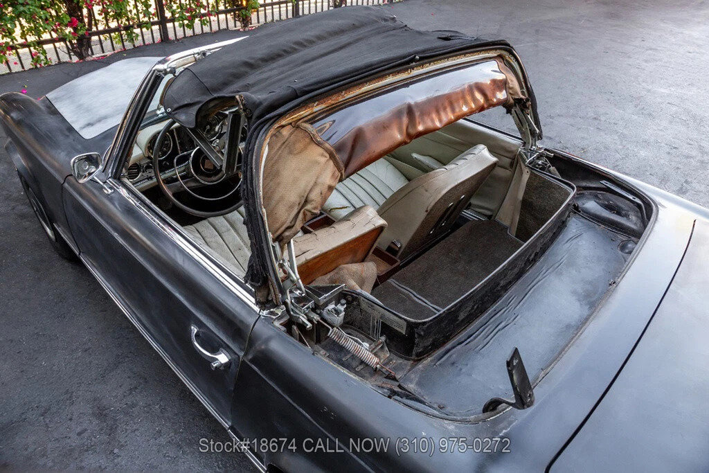 1966 Mercedes-Benz 230sl Pagoda
