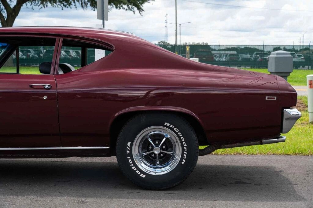1969 Chevrolet Chevelle 300 Deluxe, 454 Big Block, 5 Speed Manual, Blo