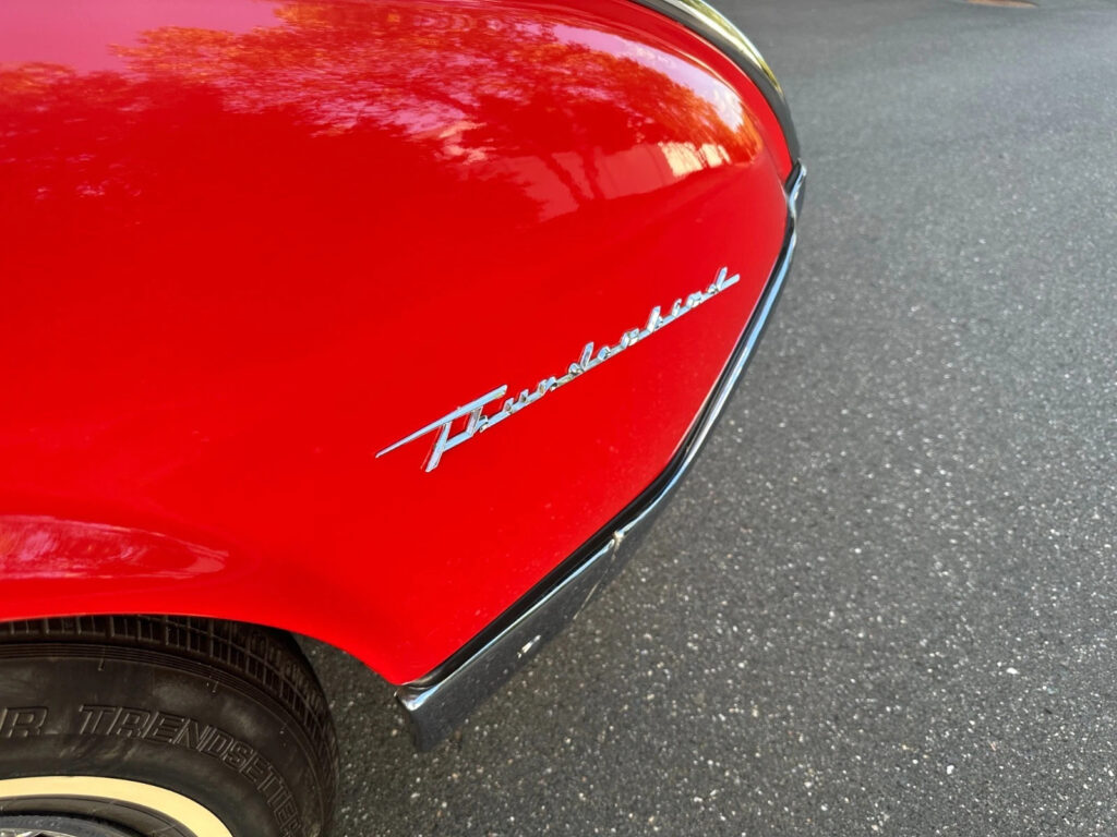 1962 Ford Thunderbird