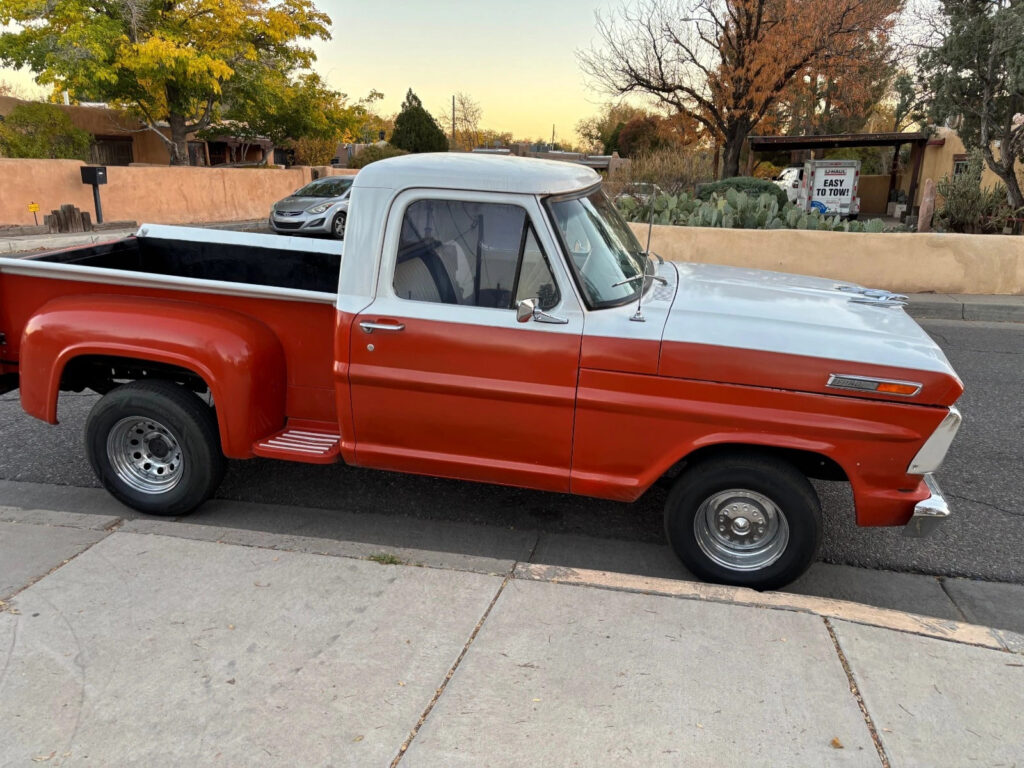 1969 Ford F-100
