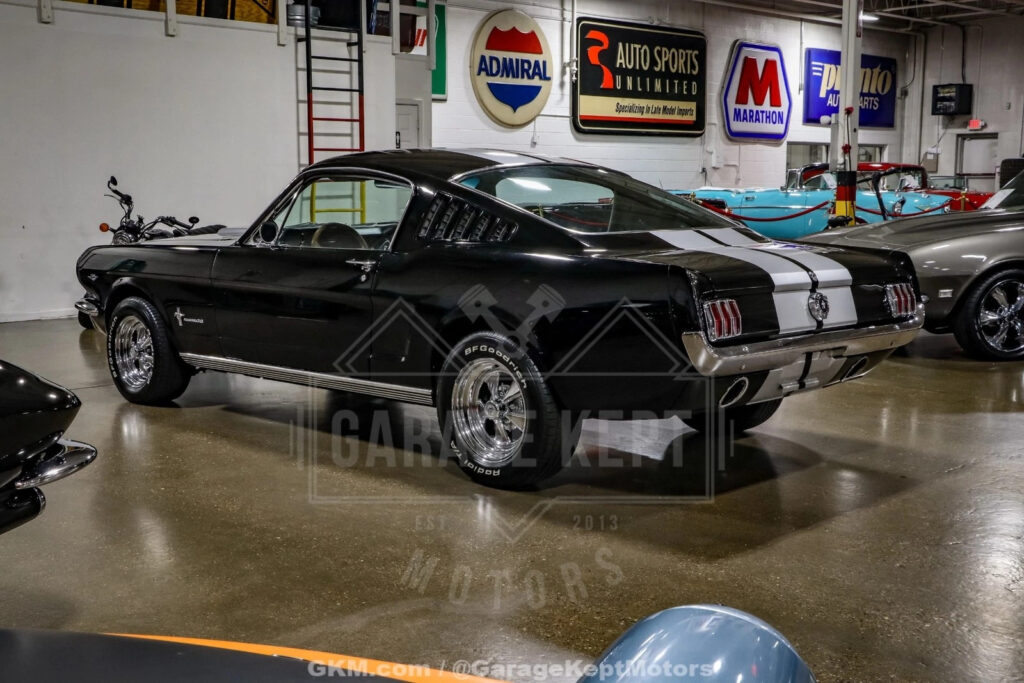 1965 Ford Mustang Fastback