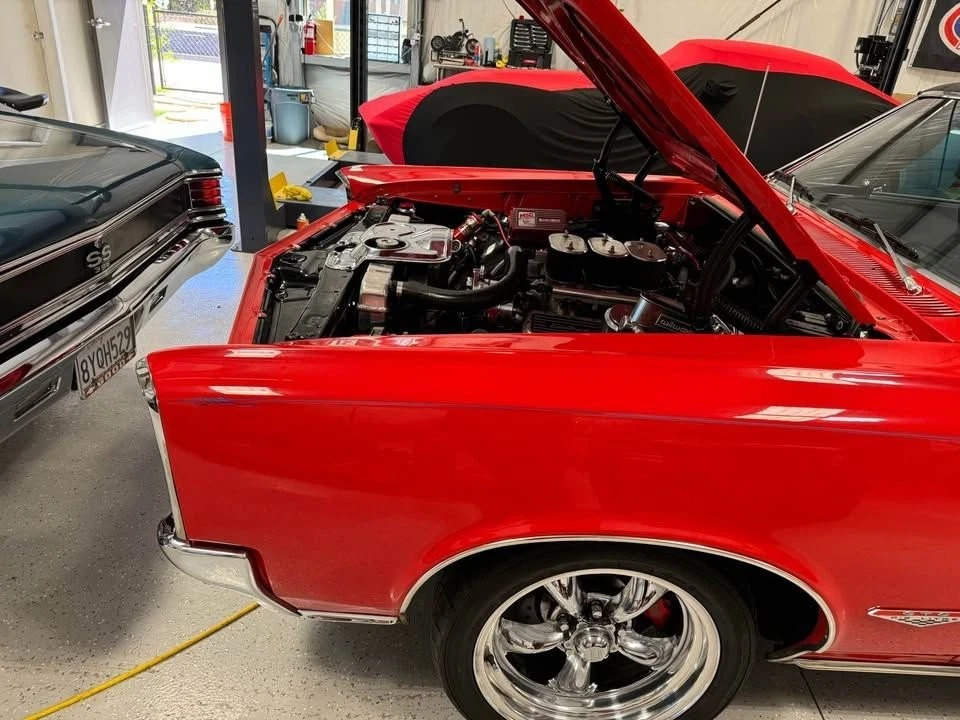 1966 Pontiac GTo Tri-Power EFI, 200R OD Auto, Wilwood Brakes, Restored