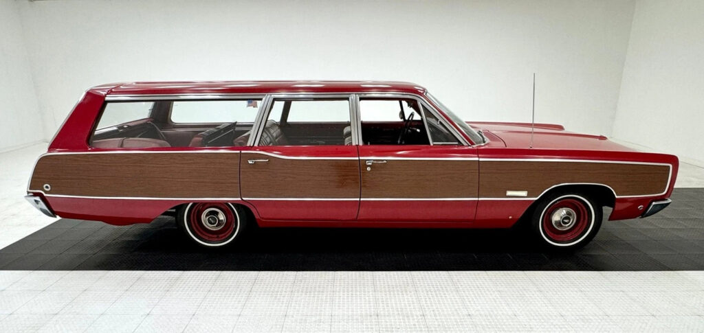 1968 Plymouth Fury III Sport Suburban Station Wagon
