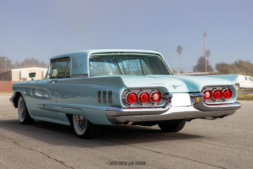 1960 Ford Thunderbird Hardtop Coupe