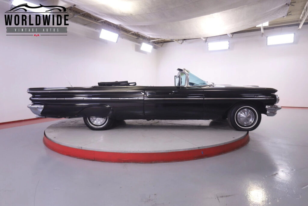 1960 Pontiac Bonneville Convertible