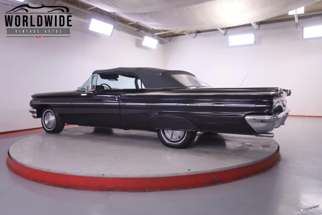 1960 Pontiac Bonneville Convertible