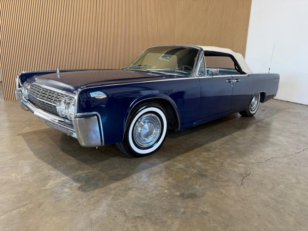 1962 Lincoln Continental Convertible