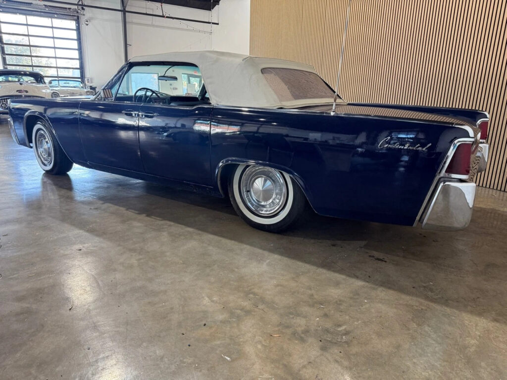 1962 Lincoln Continental Convertible