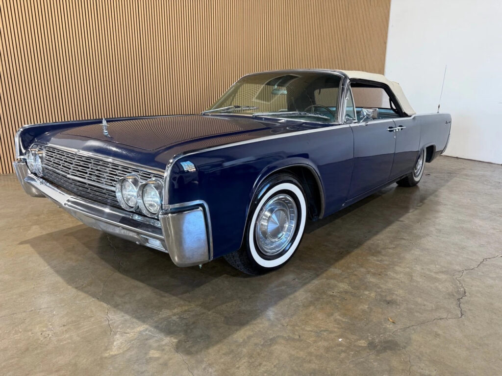 1962 Lincoln Continental Convertible