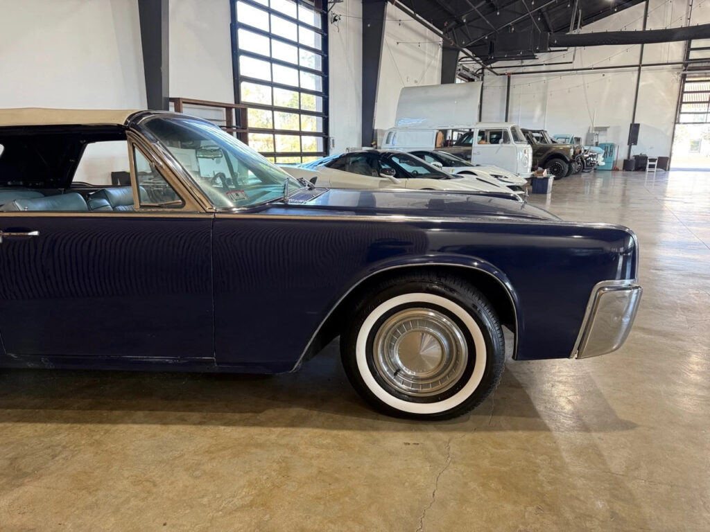 1962 Lincoln Continental Convertible