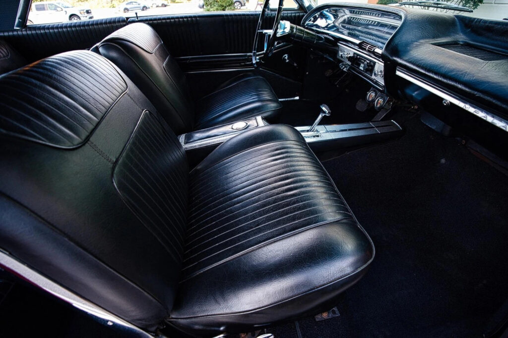 1964 Chevrolet Impala 2 Door Hardtop, 427 Big Block, SS Interior