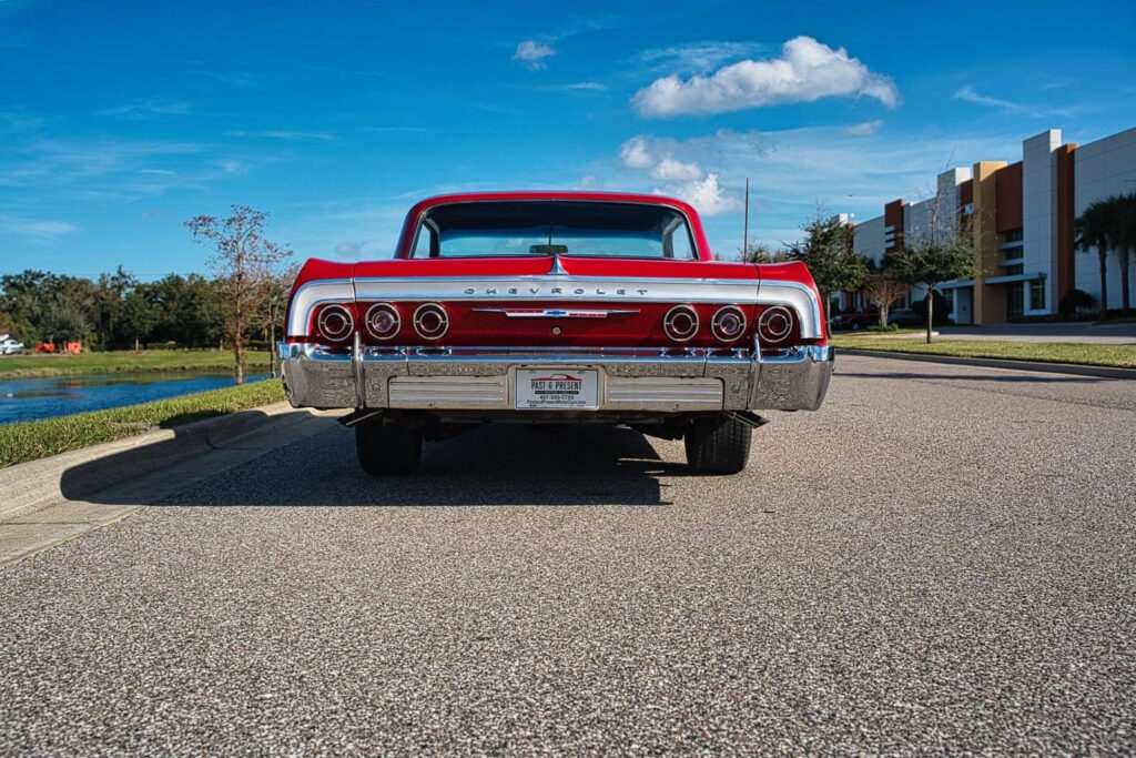 1964 Chevrolet Impala 2 Door Hardtop, 427 Big Block, SS Interior