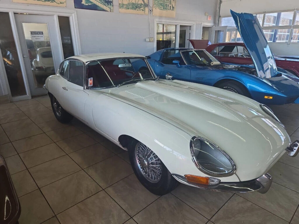 1964 Jaguar E-Type HARD ToP