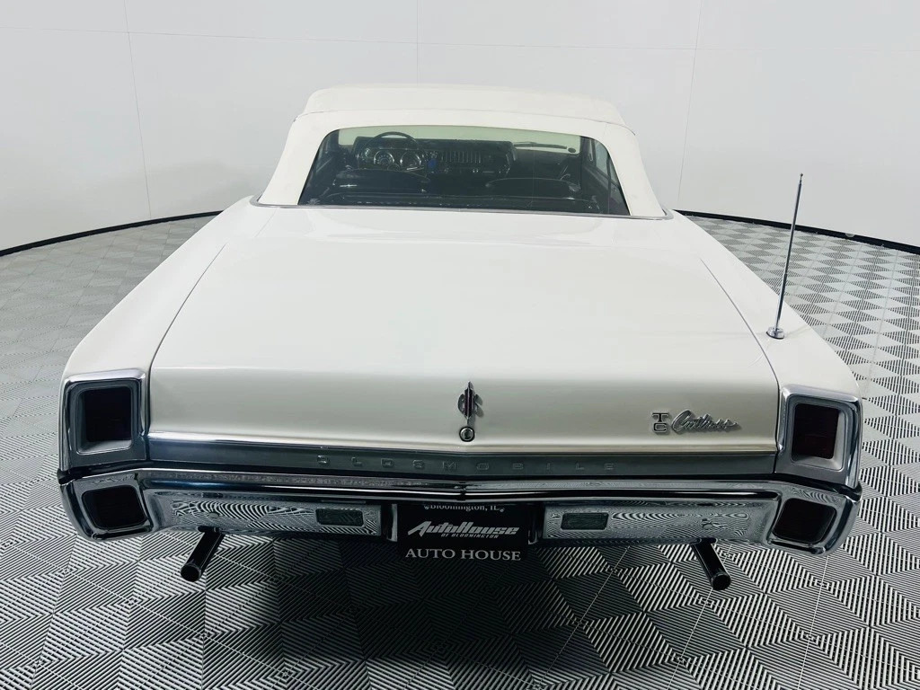 1967 Oldsmobile Cutlass Supreme Coupe